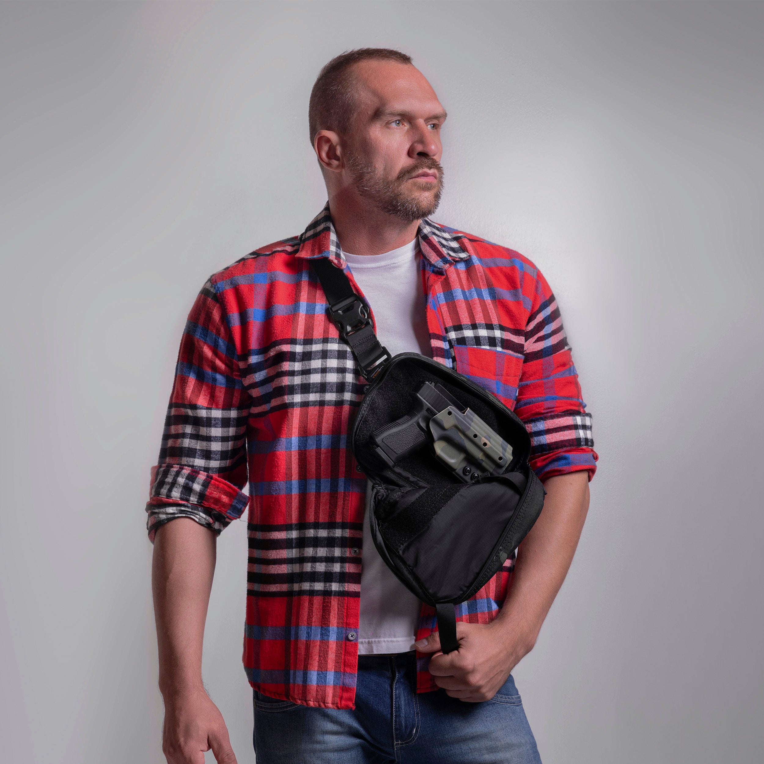 QAPL CORDURA® CONCEALMENT BAG (LARGE) BLACK MULTICAM® WITH KYDEX HOLSTER