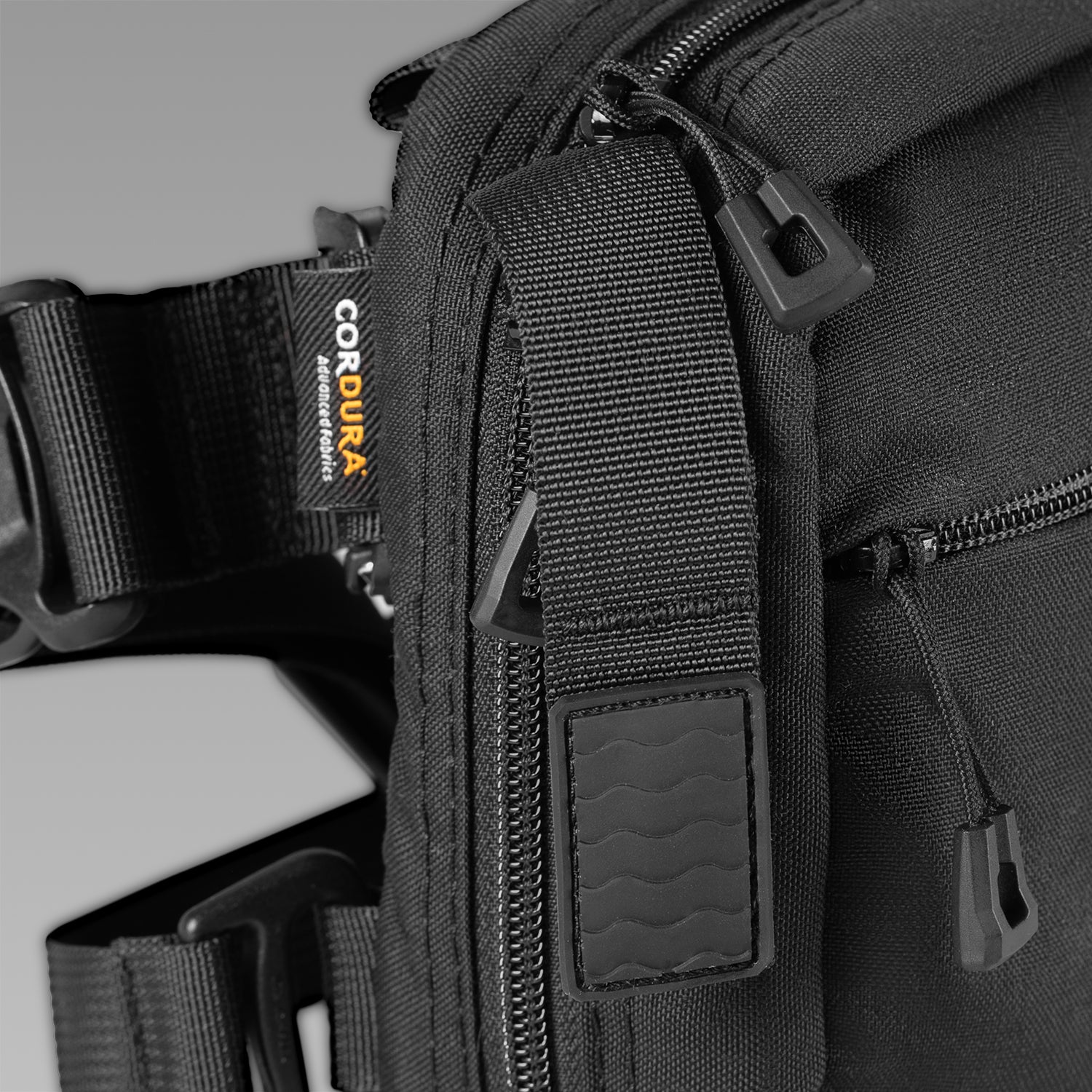 حقيبة إخفاء QAPL CORDURA® (كبيرة) سوداء