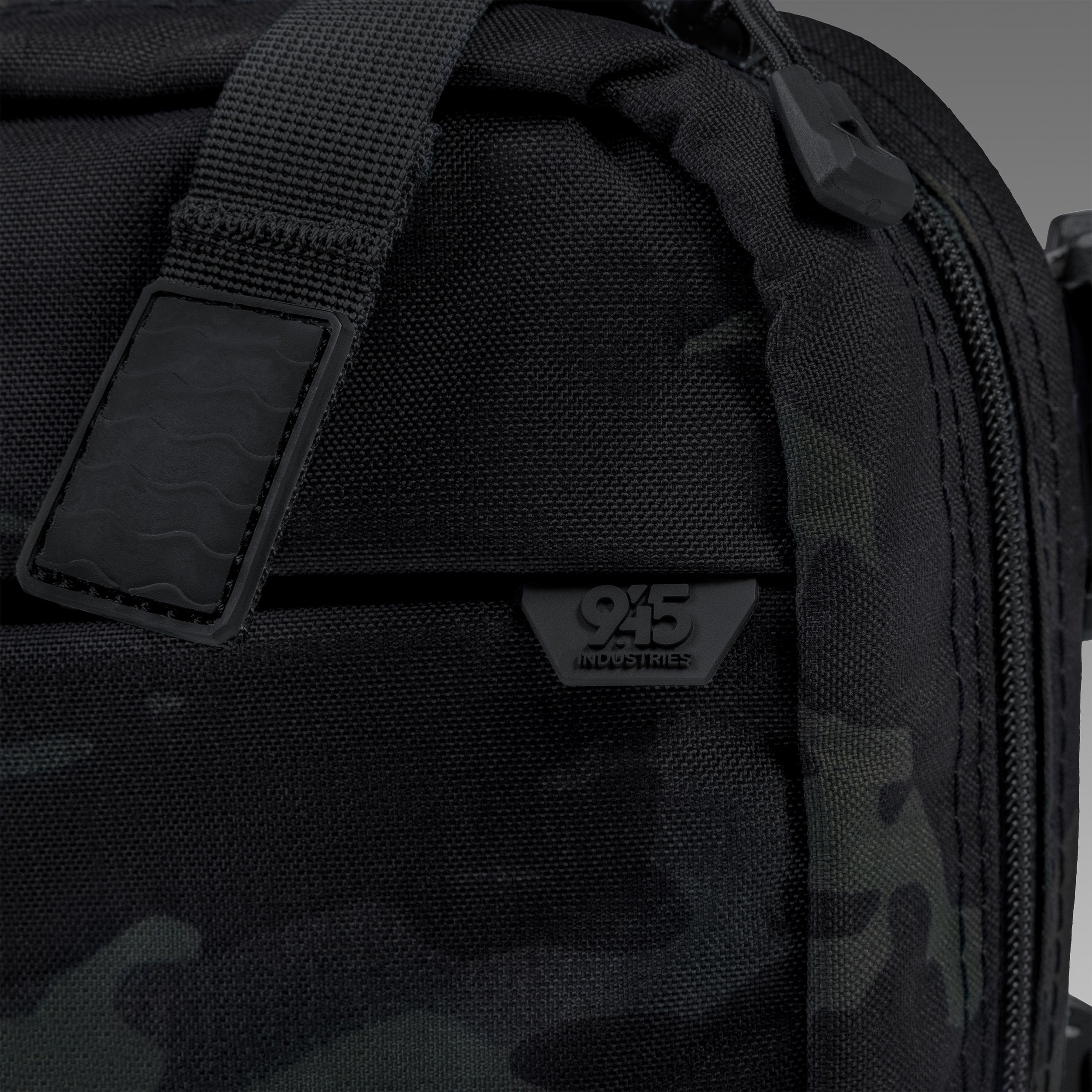 QAPX CORDURA® CONCEALMENT BAG (X-LARGE) BLACK MULTICAM® WITH KYDEX HOLSTER