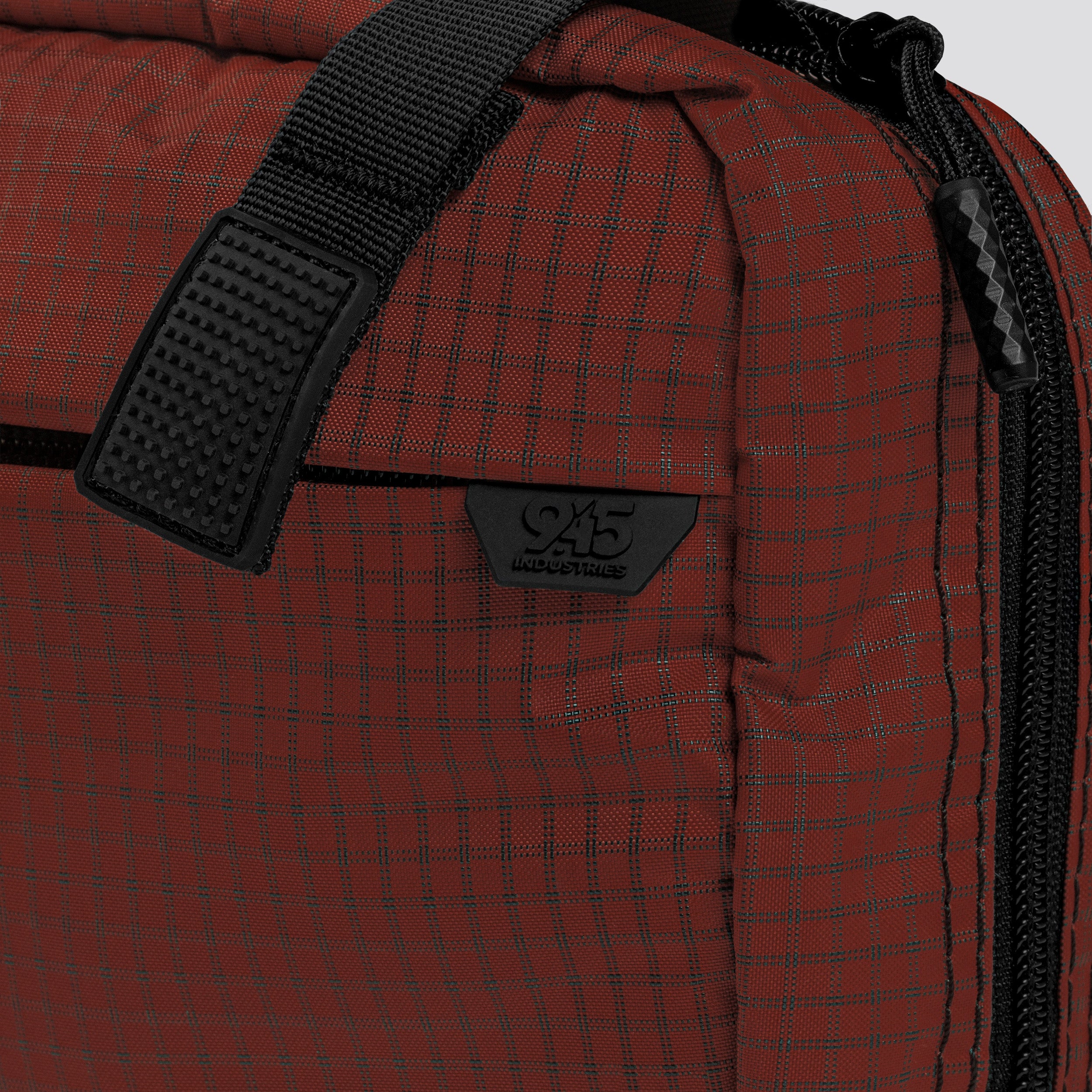 QAPL LOW PROFILE UltraGrid™ Dark Chili Concealment Bag (LARGE) WITH IWB ADAPTER