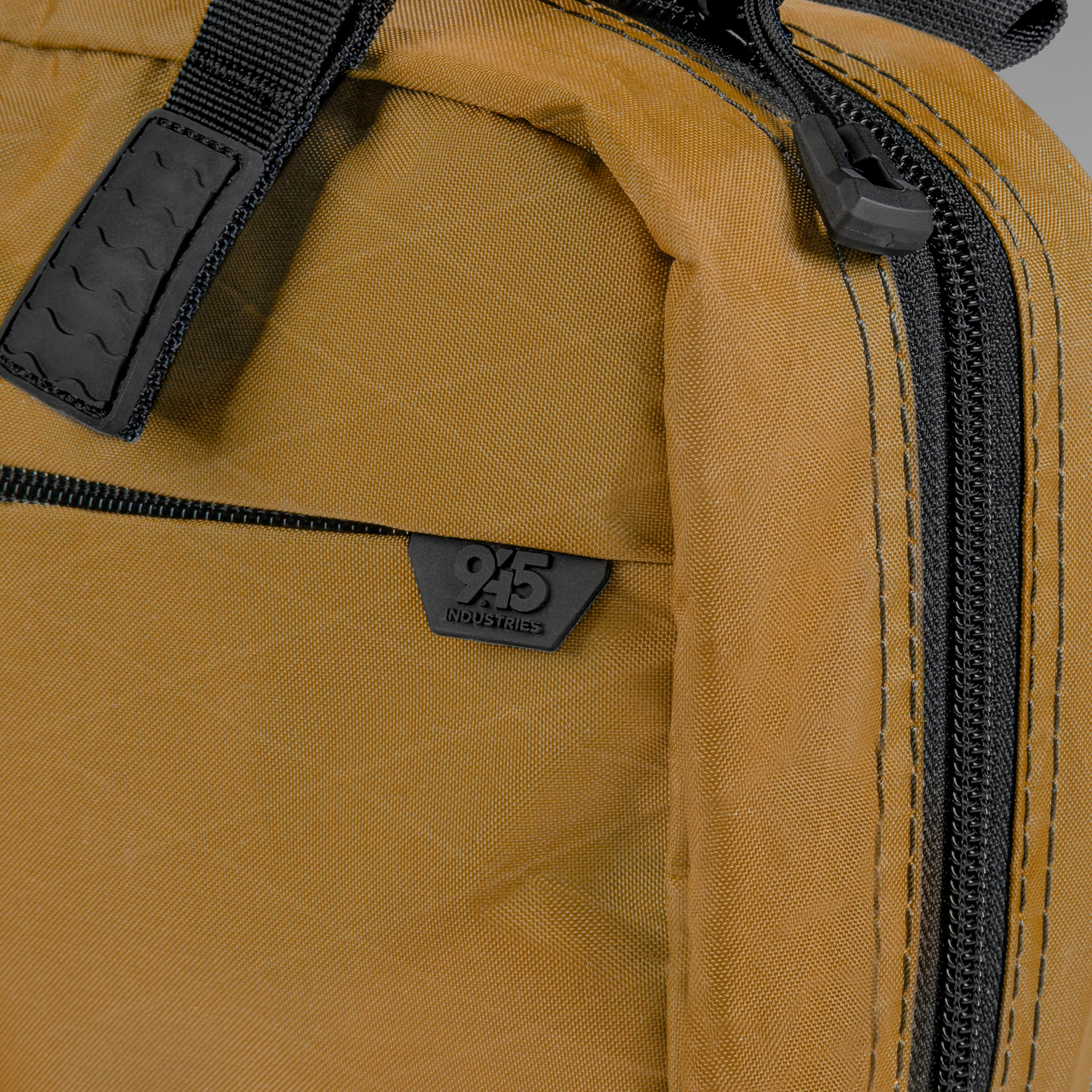 SPIRE (L) X-Pac® Coyote Brown Concealment Bag WITH KYDEX HOLSTER