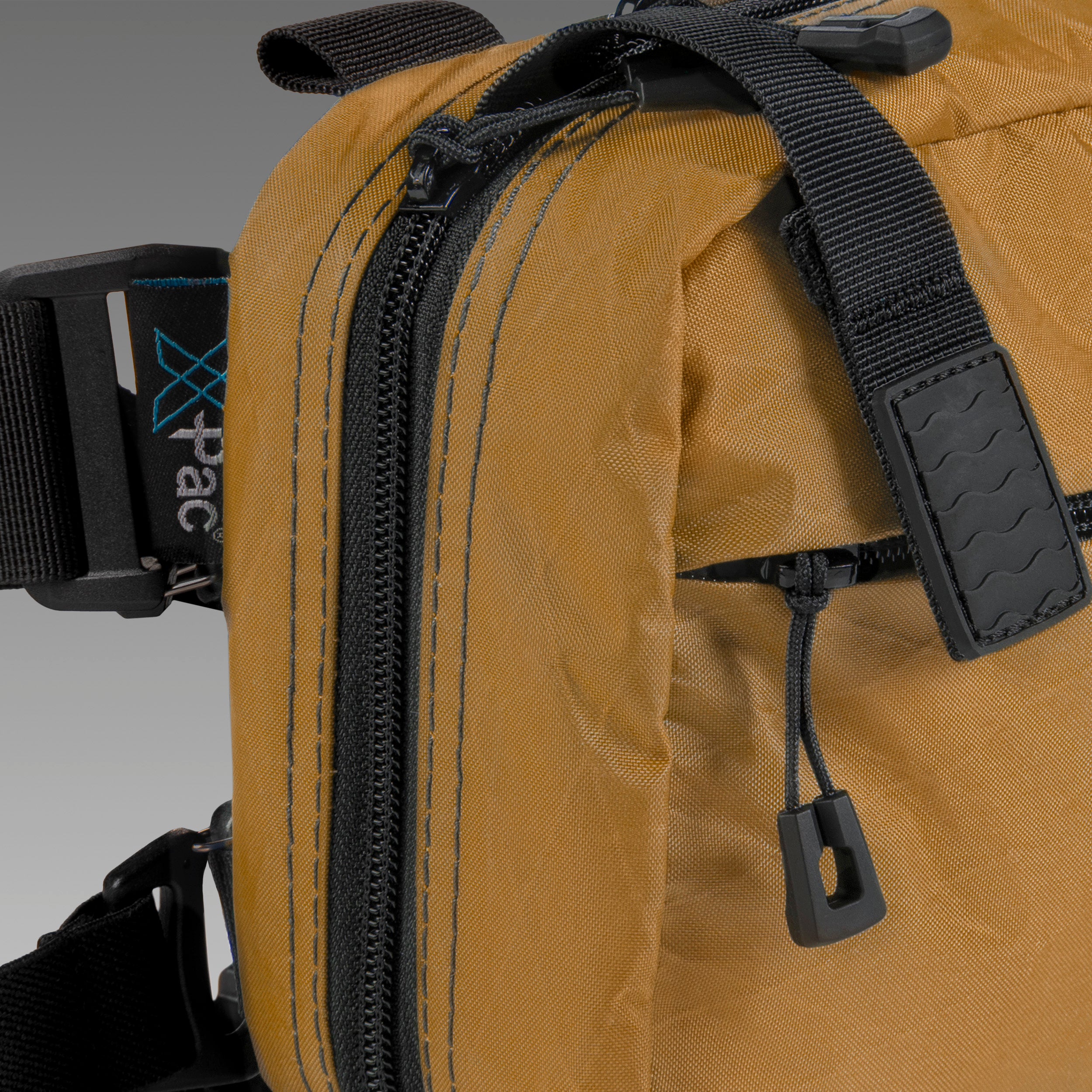 SPIRE (S) X-Pac® Coyote Brown Concealment Bag WITH KYDEX HOLSTER