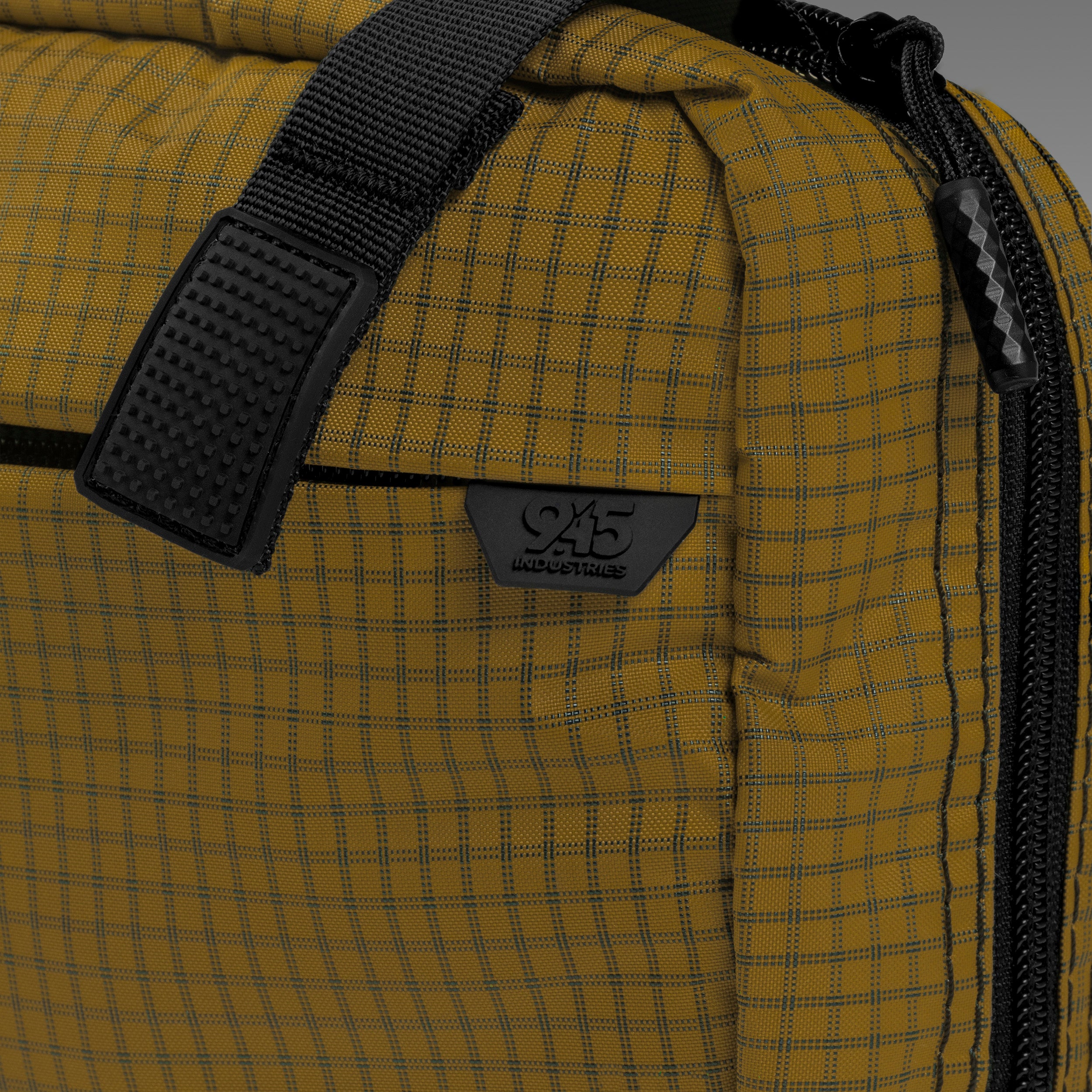 QAPL UltraGrid™ Coyote Brown Concealment Bag