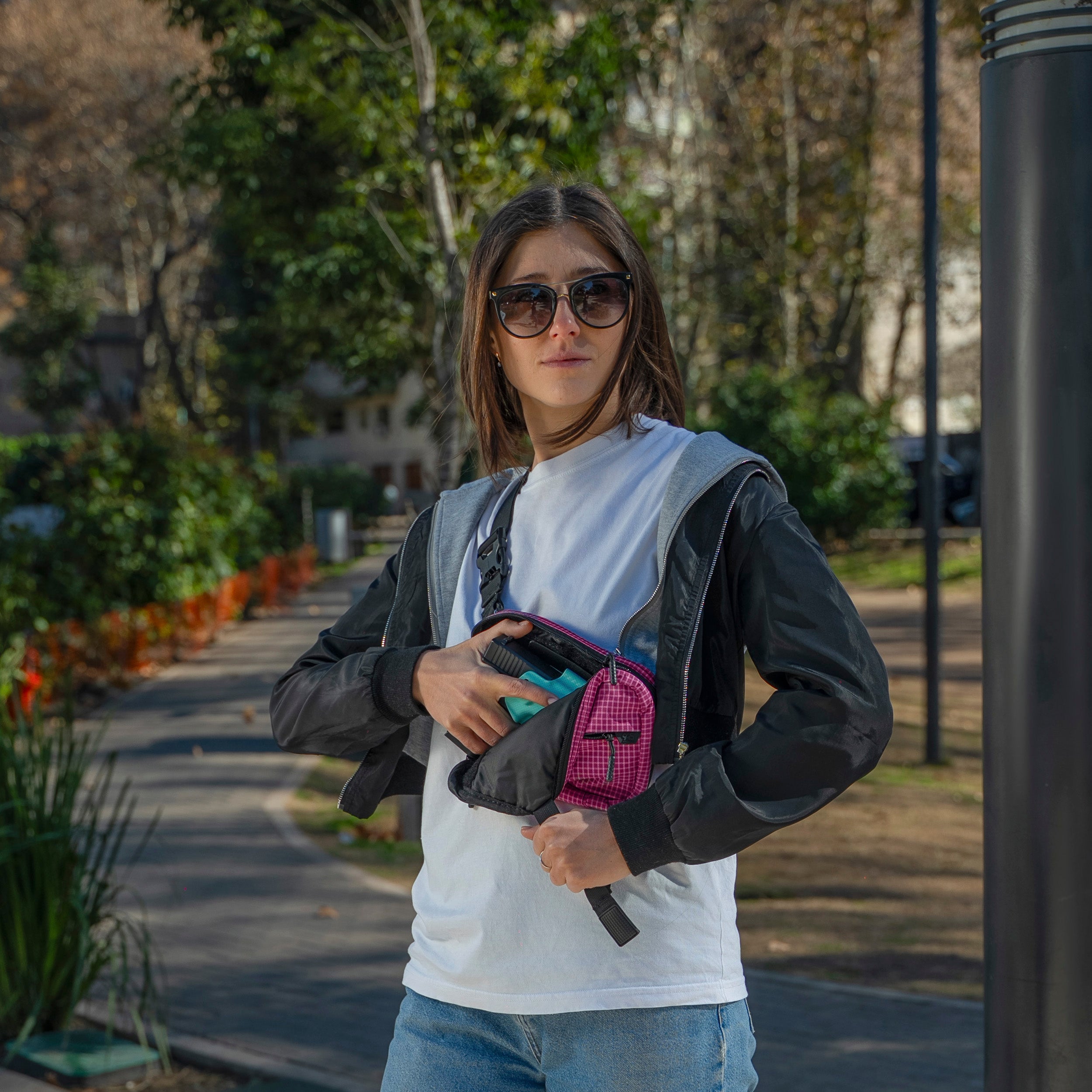 QAPS LOW PROFILE UltraGrid™ Castlerock Concealment Bag (SMALL) WITH KYDEX HOLSTER