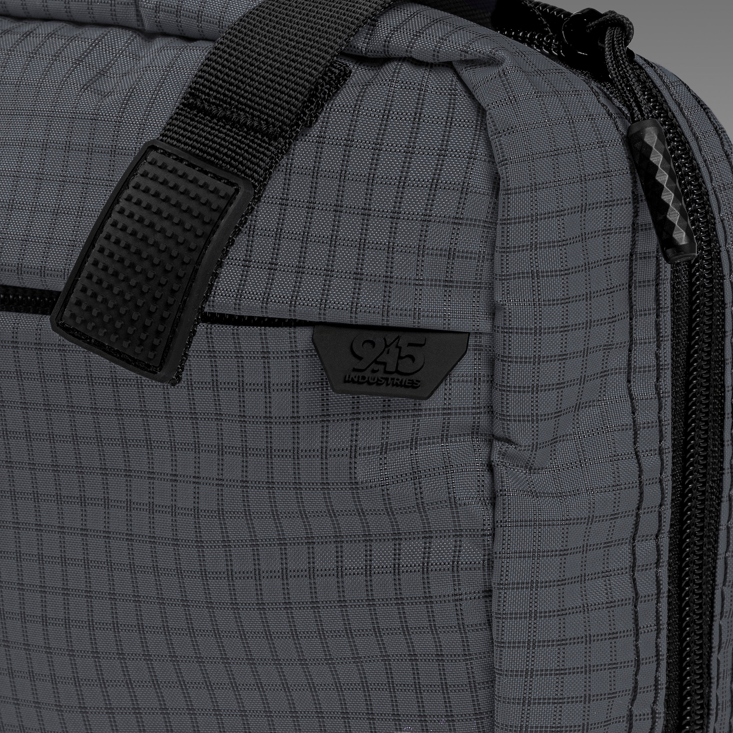 SUMMIT (S) UltraGrid™ Castlerock Concealment Bag WITH KYDEX HOLSTER