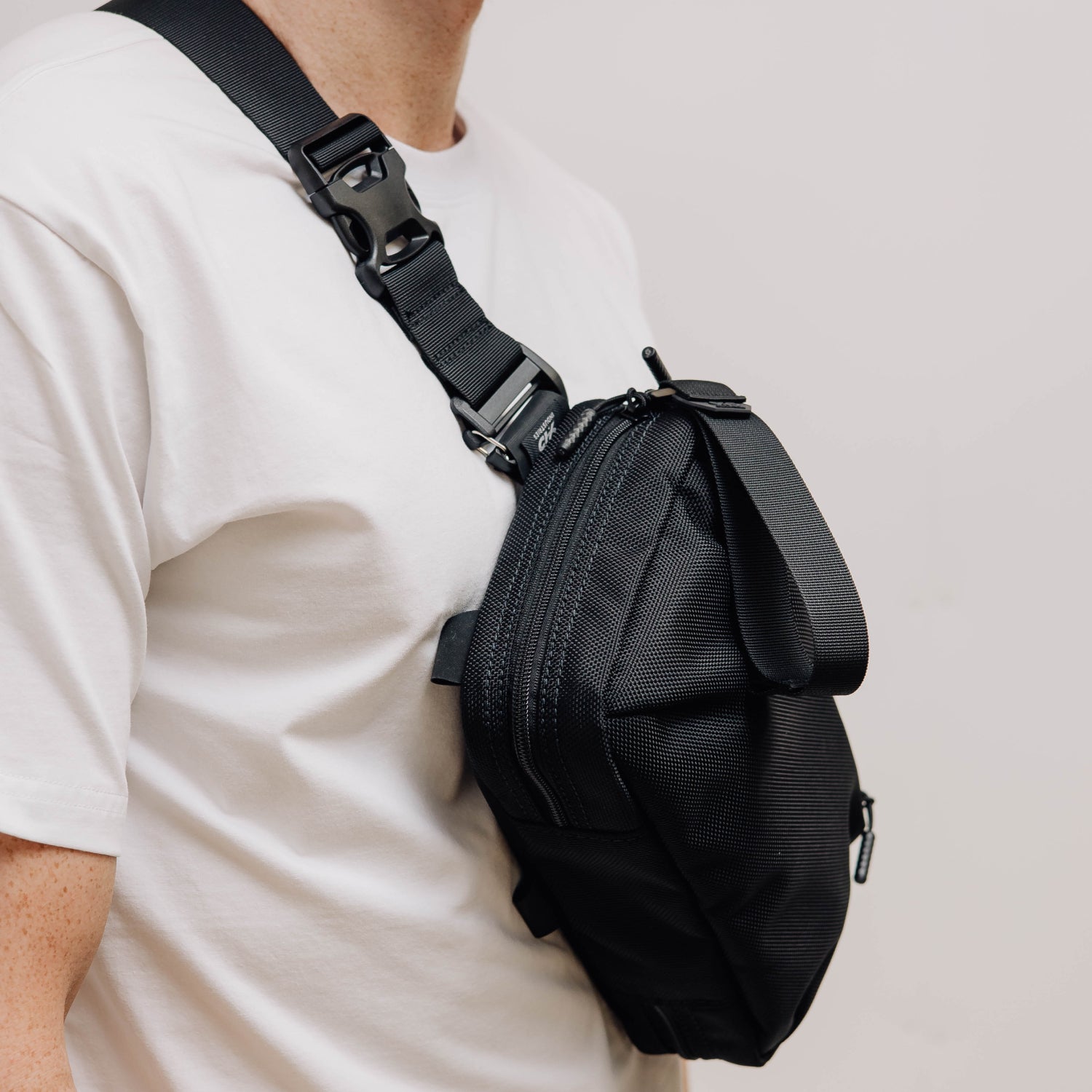 QAP Gen 2 [Compact] Concealment Bag Ballistic Black With Kydex Holster