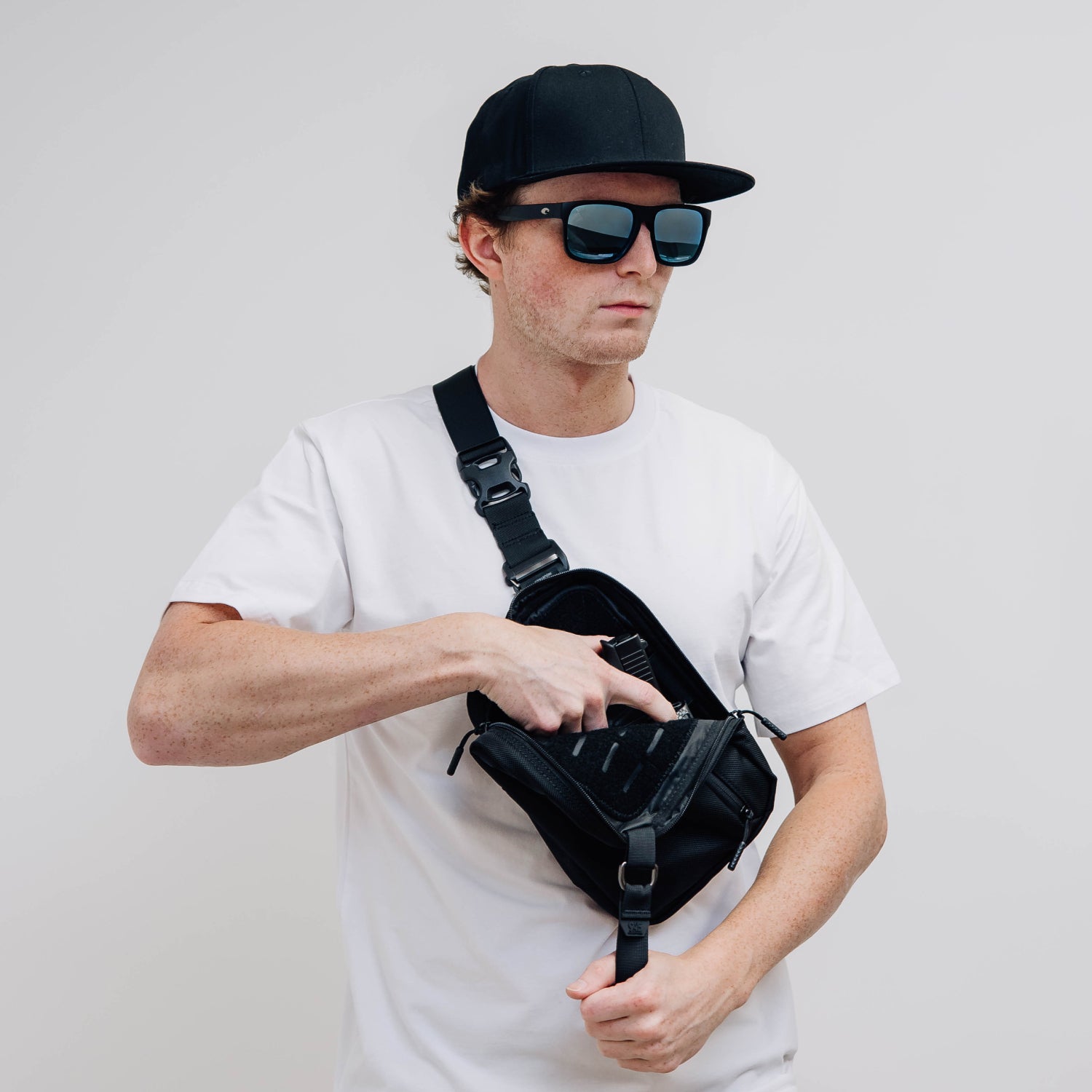 QAP Gen 2 [Compact] Concealment Bag Ballistic Black With Kydex Holster