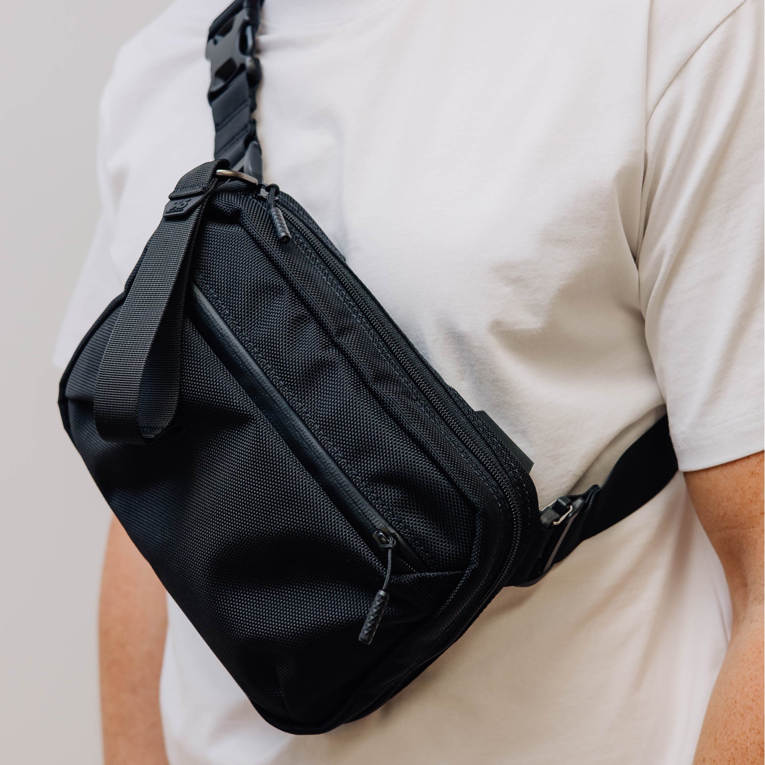 QAP Gen 2 [Compact] Concealment Bag Ballistic Black With Kydex Holster